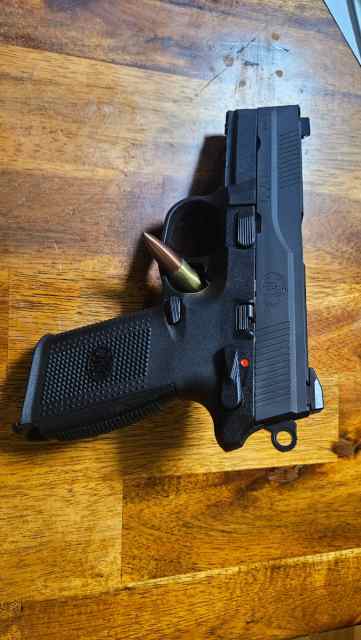 FN FNX-9 