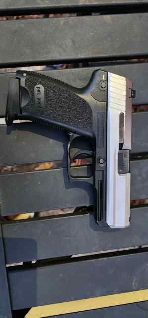 HK USP 40 COMPACT STAINLESS 