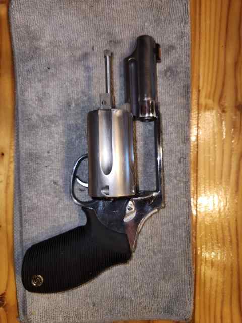 Taurus Judge Ultra Lite 410/45LC 