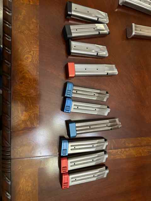 Infinity STI comp mags one lot of 12 some are new 