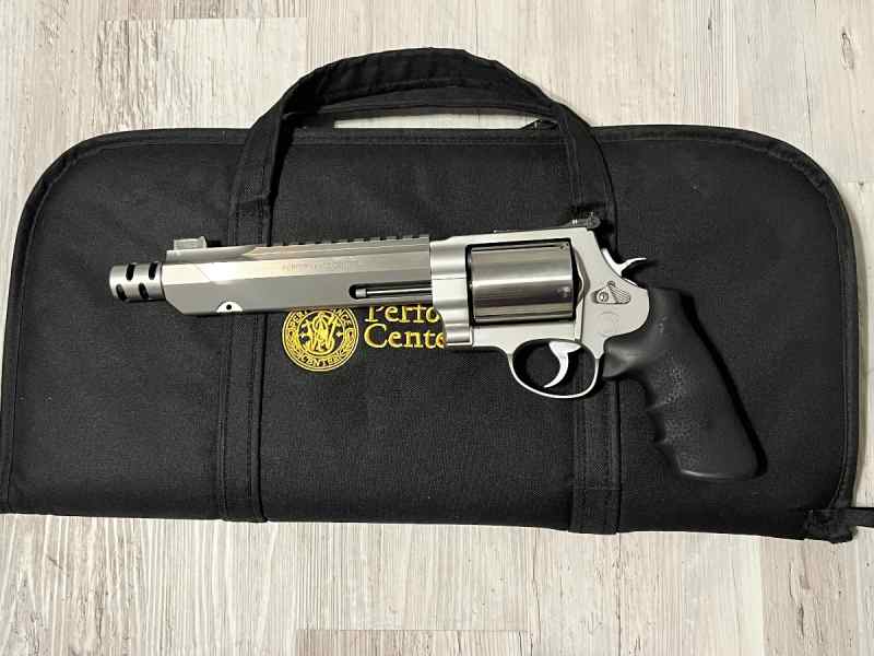 Smith &amp; Wesson 460 XVR Performance Center 7”