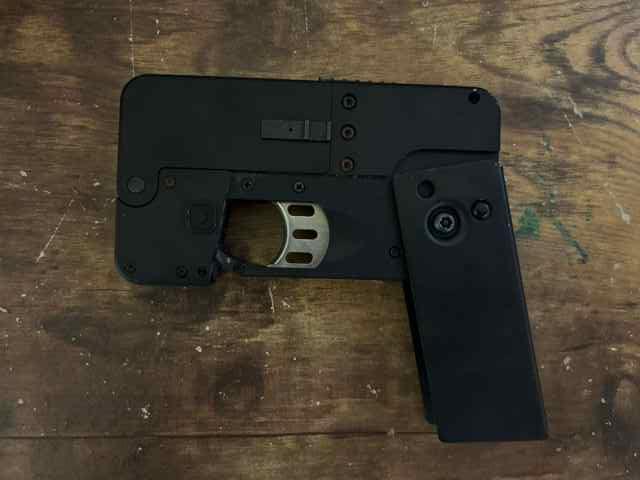 Ideal Conceal IC9mm *CONCEALABLE CELLPHONE PISTOL*