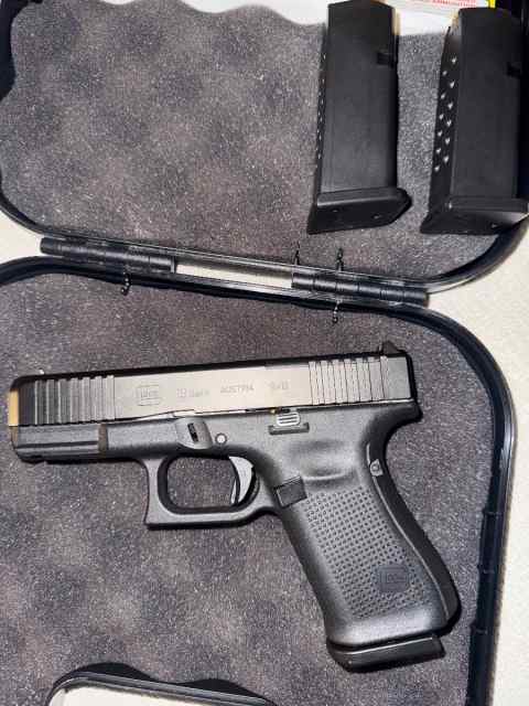 2 Glocks WTT/WTS