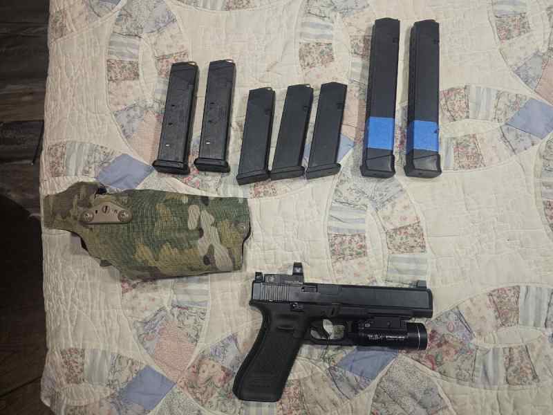 Glock 34 Gen 5 Vortex Venom plus extras