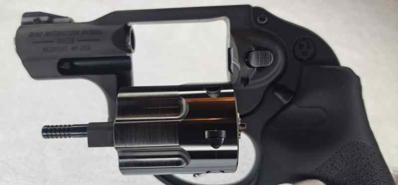 Ruger327_10.jpg