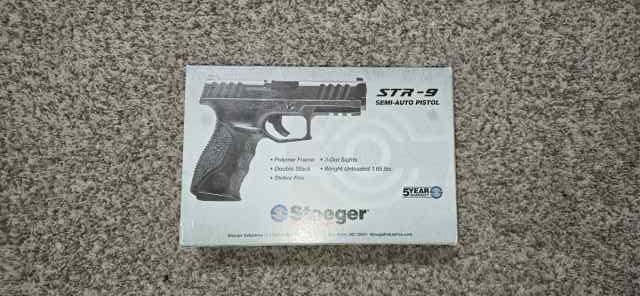 REDUCED - Brand new Stoeger STR - 9 