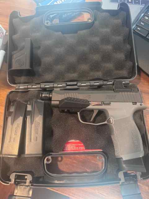 Sig Sauer P365XL, Red Dot, TB &amp; Comp + more