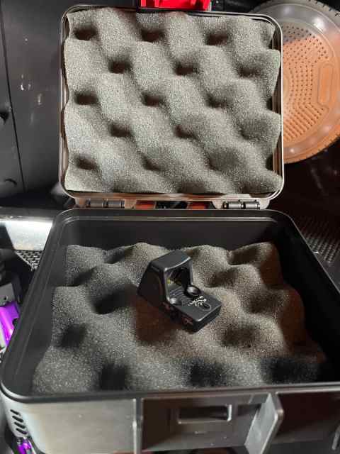 RM06 TRIJICON RMR 