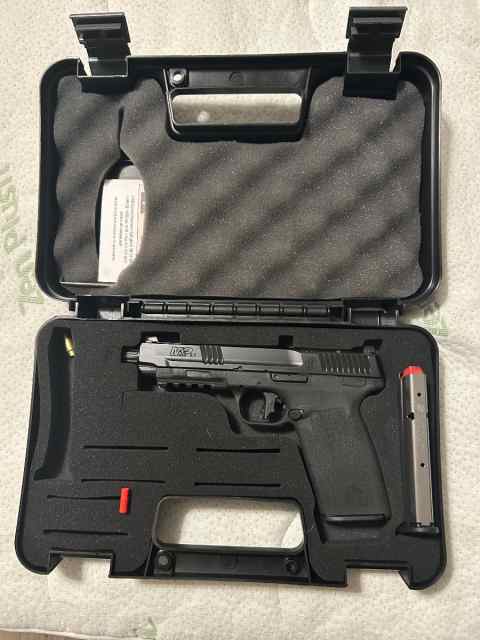 S&amp;W M&amp;P 5.7mm $650