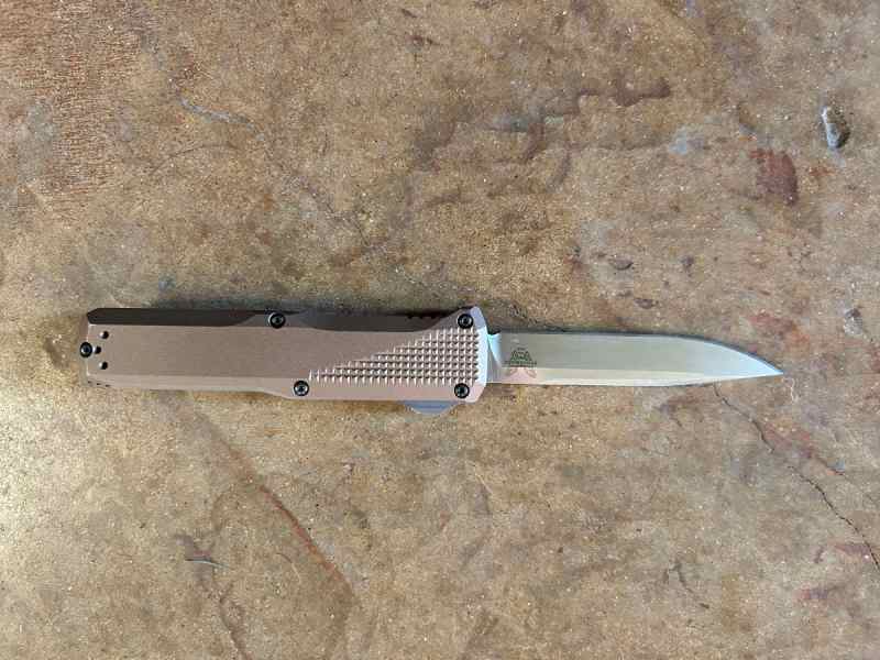 Benchmade phaeton auto for sale 