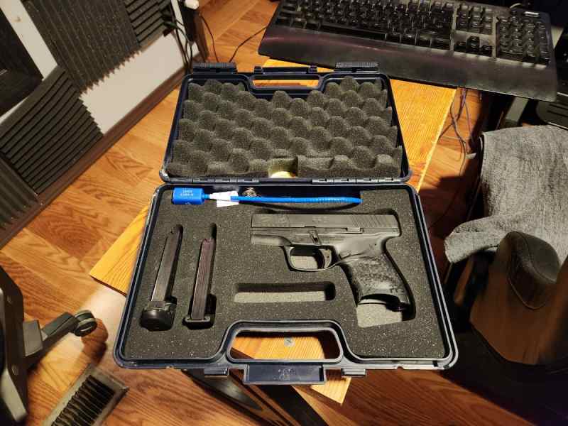 Walther PPS M2 9x19
