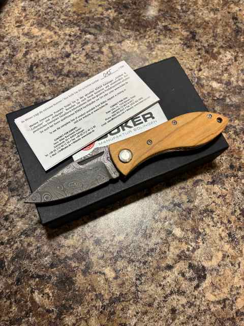 Boker Damascus thorn knife