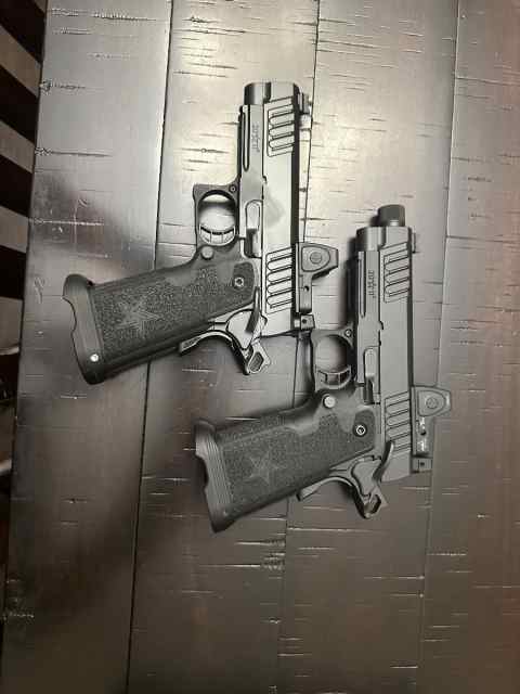 2 Staccatos-  C2 w/P grips like new w/RMR