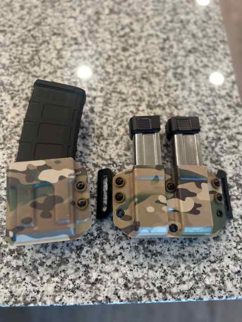 Multicam Due Double Holder and Ar Mag Holder