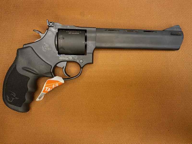 NEW IN BOX - Taurus 692 - 357 Mag/9mm - 6.5&quot;