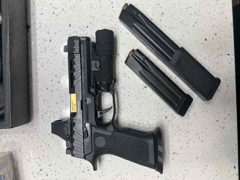 P320 Spectre Comp WTT