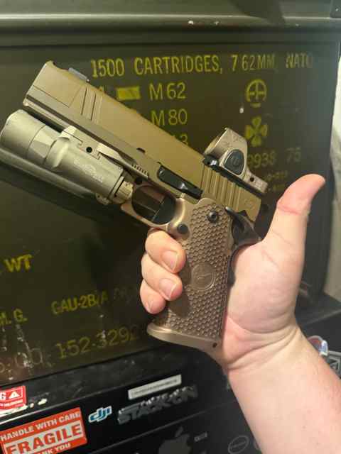 Nighthawk Sand Hawk - With Extras