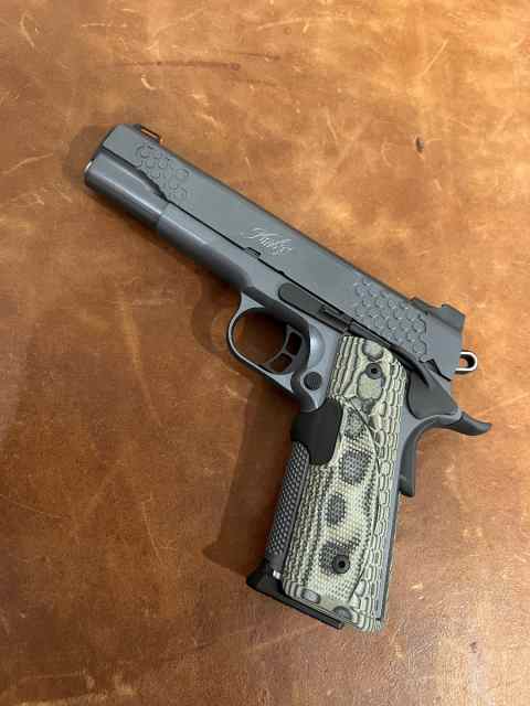 Kimber 1911 