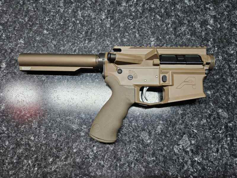 Aero M4E1 FDE Complete lower/Stripped upper