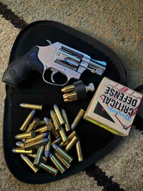 S&amp;W637