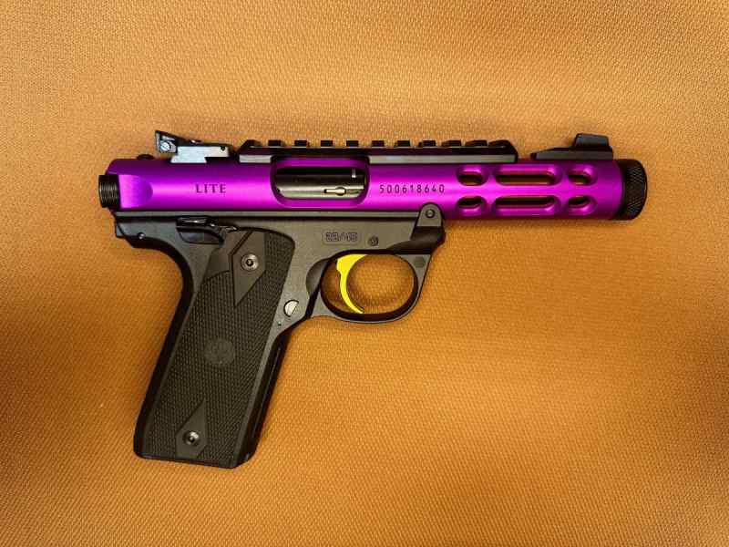 NEW IN BOX - Ruger MK IV 22/45 Lite - Purple