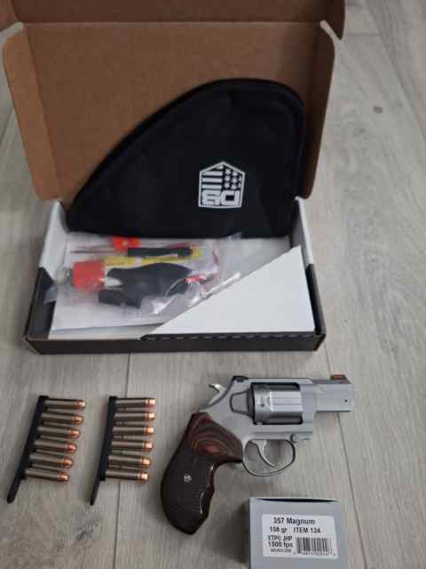 DIAMONDBACK FIREARMS SDR 357/38SPL 2&quot; 6rd NEW