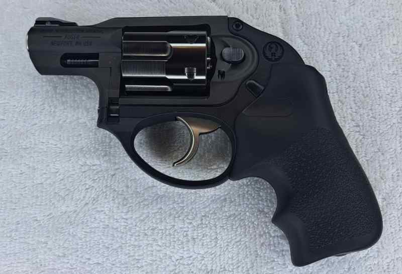 Ruger327_1.jpg