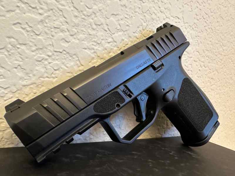 Rost Martin RM1C (9mm) -  NIB