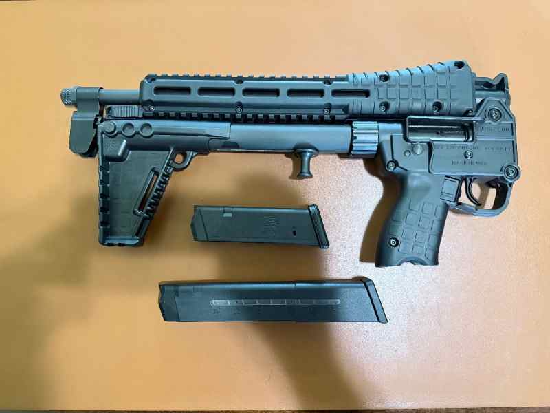 Kel-Tec Sub2000 (Glock 17)