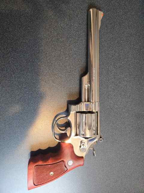 SMITH AND WESSON 29-2
