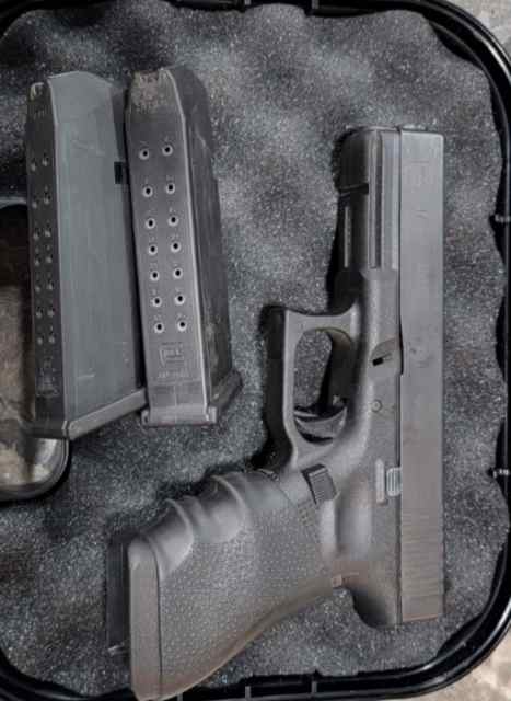 GLOCK G17 Gen 4 9mm Full Size