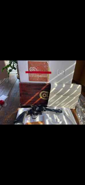 Colt Single Action Army 45LC With box/papers 3rd G