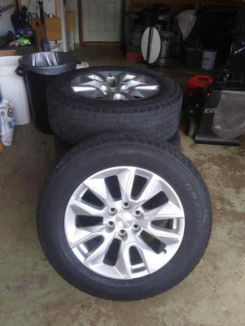 Chevy Silverado wheels/Tires