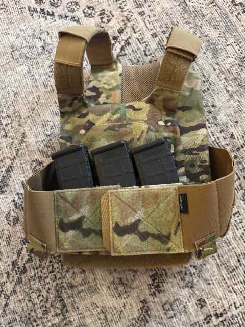 T-REX Arms Plate Carrier with Kywi