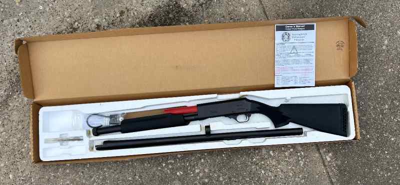 H&amp;R Pardner 1871 12ga Pump- NEW