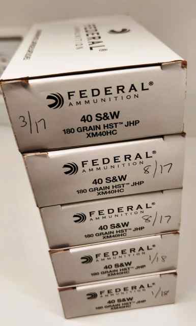 Federal 40 S&W 180 Grain HST JHP.jpg