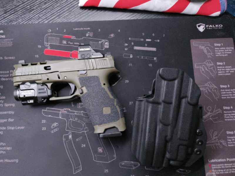 Glock 19x Clone W/Extras