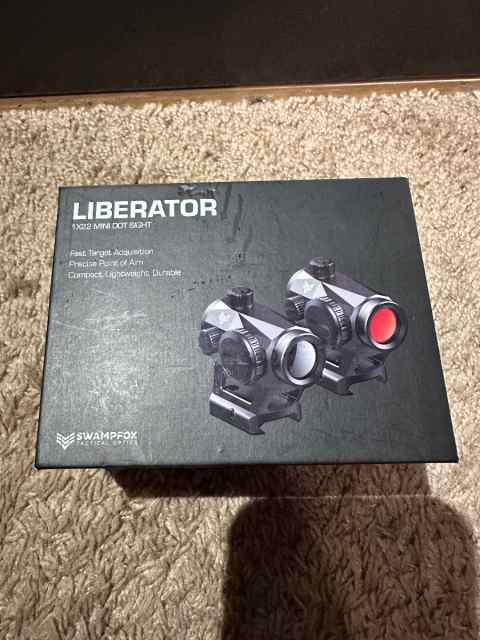 Swampfox Liberator mini green dot