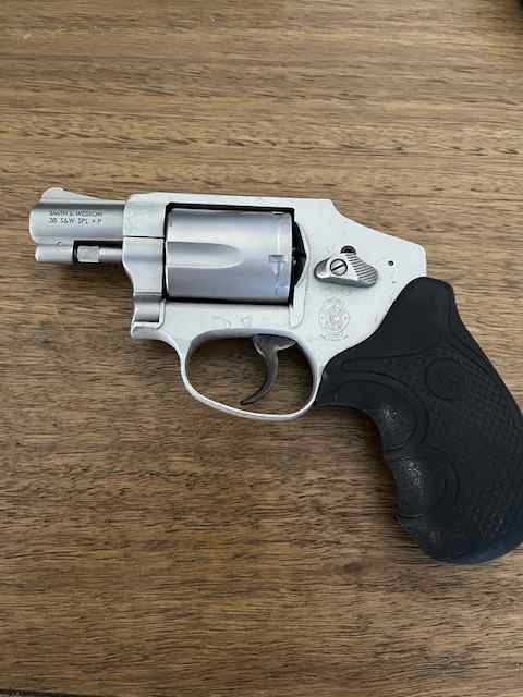 S&amp;W 642 .38 air weight +P