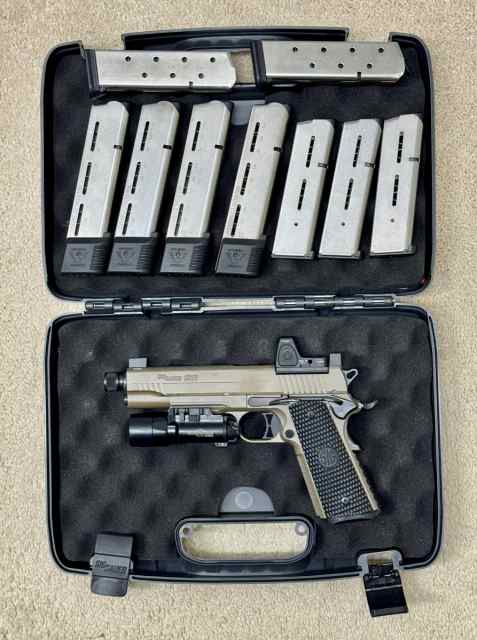 Sig Emperor Scorpion Fullsize