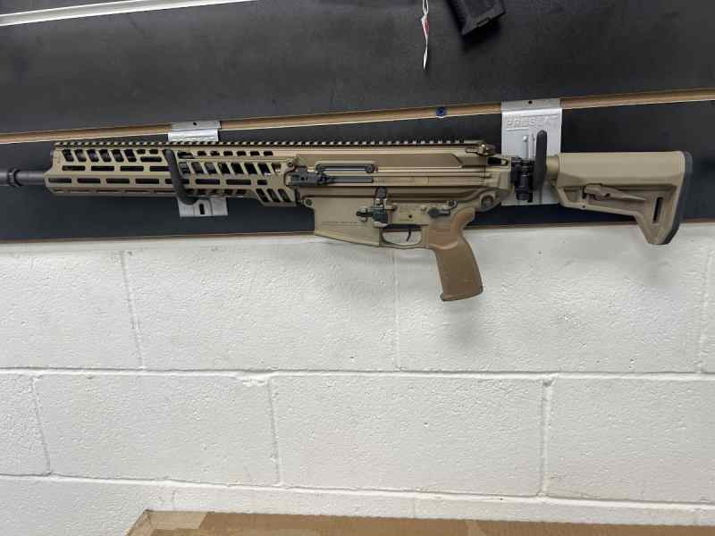 Like New Sig Spear 6.8x51 277 fury 16&quot; rifle