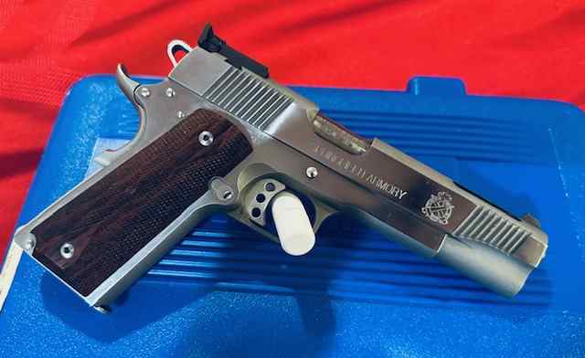 LNIB SPRINGFIELD V-12 1911 RARE MODEL 