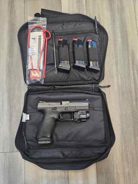 CZ P10C w TLR8 Bundle