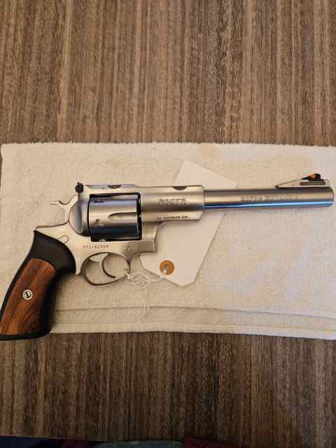 Ruger Super Redhawk 44 mag.