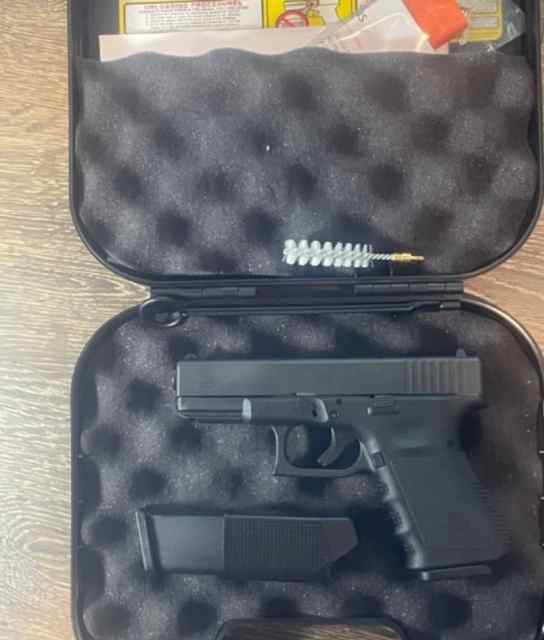  GLOCK 19 GEN 3 9MM PISTOL