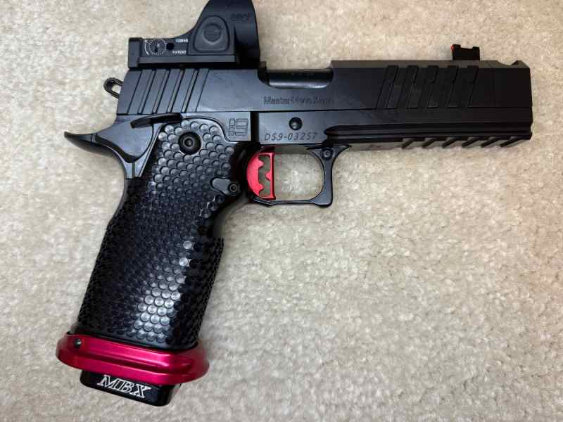 MPA DS9-TC Hybrid 9mm, 2x mags, Trijicon SRO