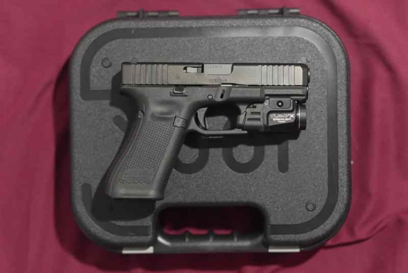 Glock 45 with TLR7x and AlienGear Holster