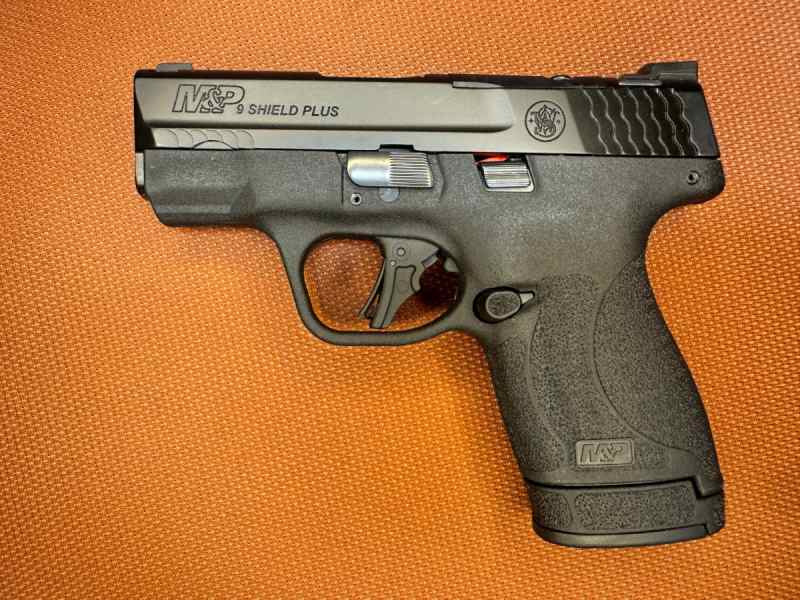 NEW IN BOX - Smith &amp; Wesson M&amp;P 9mm Shield Plus OR