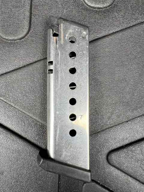 Sig Sauer P220 8 Round Magazine