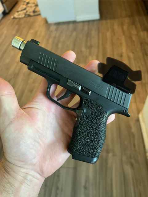 Sig P365 XL W/Threaded Barrel